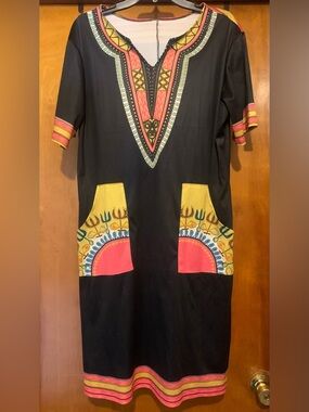 No Label Size 2XL Black Multicolor Midi Dress